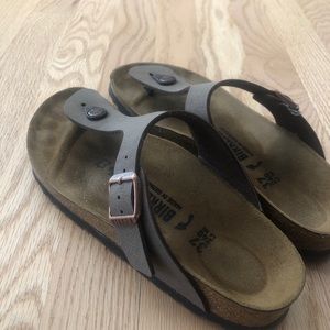 Birkenstock brown gizeh sandals 37 narrow